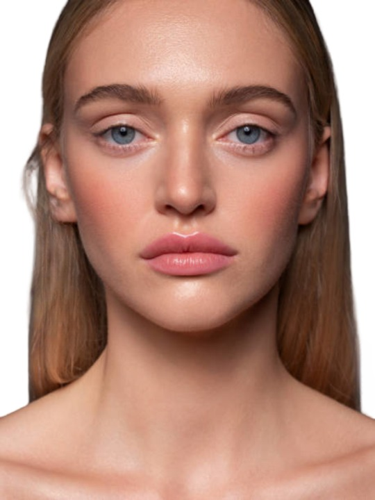 LE SILUETÉ FOUNDATION